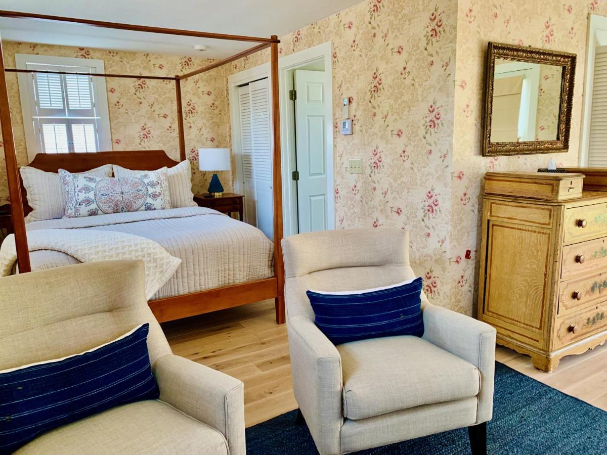 Bed and Breakfast Ashley Manor Барнстейбл Экстерьер фото